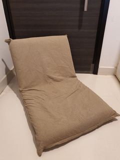 (Category: ) located in . Submitted by kopiho (Listing ID 1038605716, Image 1). Description: .