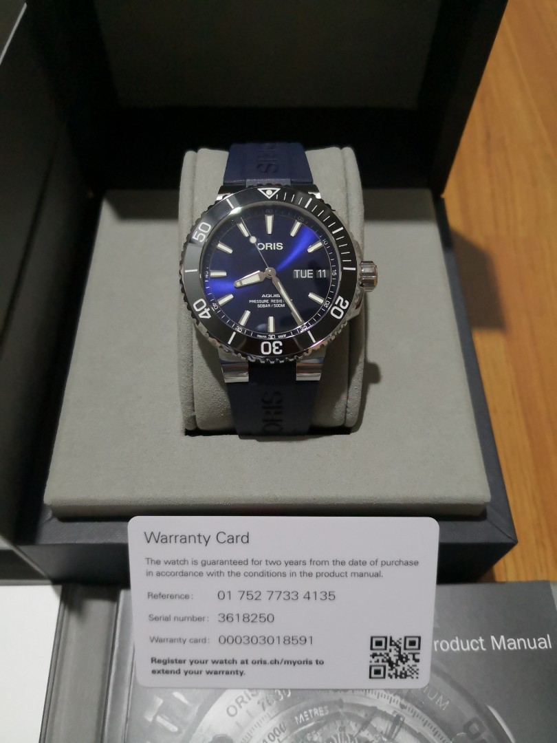 ORIS AQUIS BIG DAY DATE Men s Fashion Watches Accessories Watches on Carousell