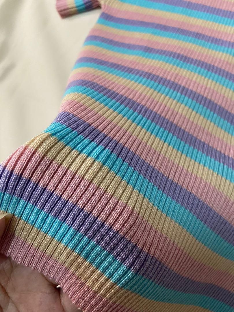 Rainbow turtleneck store
