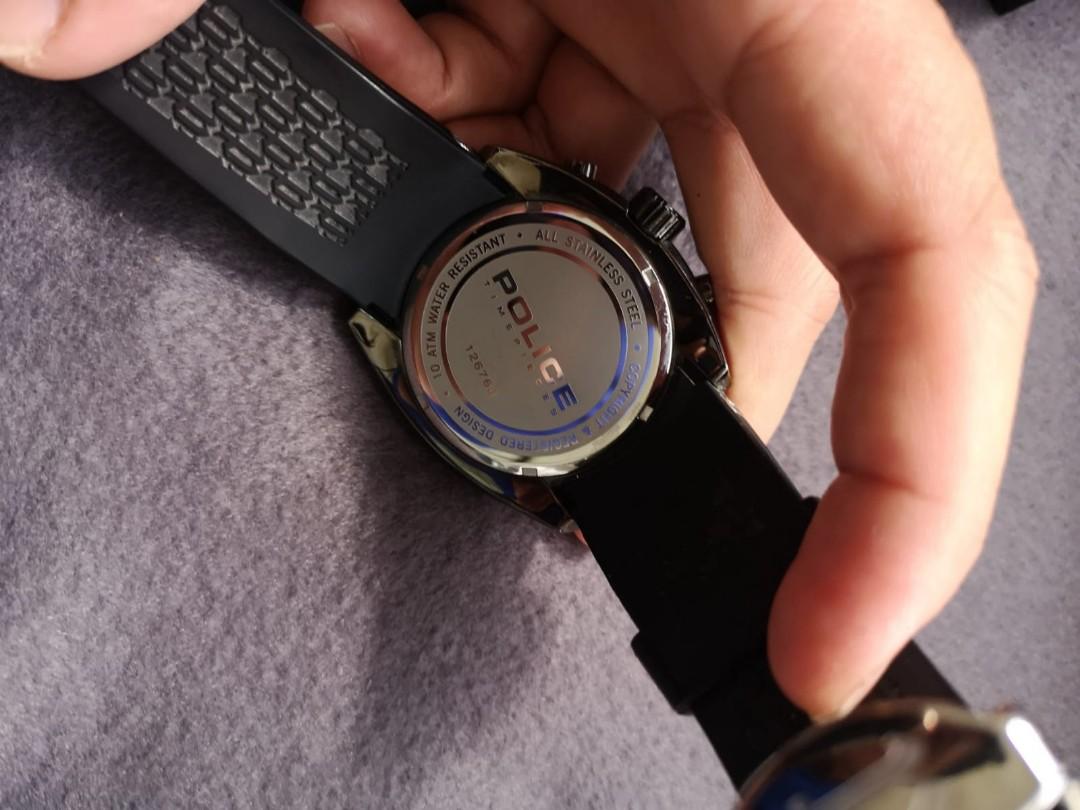 Police 12676j watch price outlet