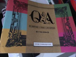 Q&A 365 Questions Art Drawing Doodle Creativity Journal for Creatives