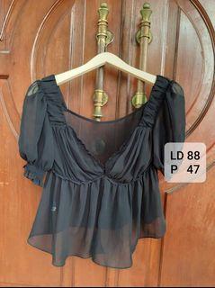 Ruffle Top