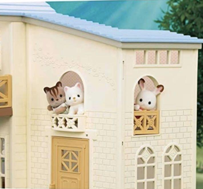 Sylvanian families store hillcrest home