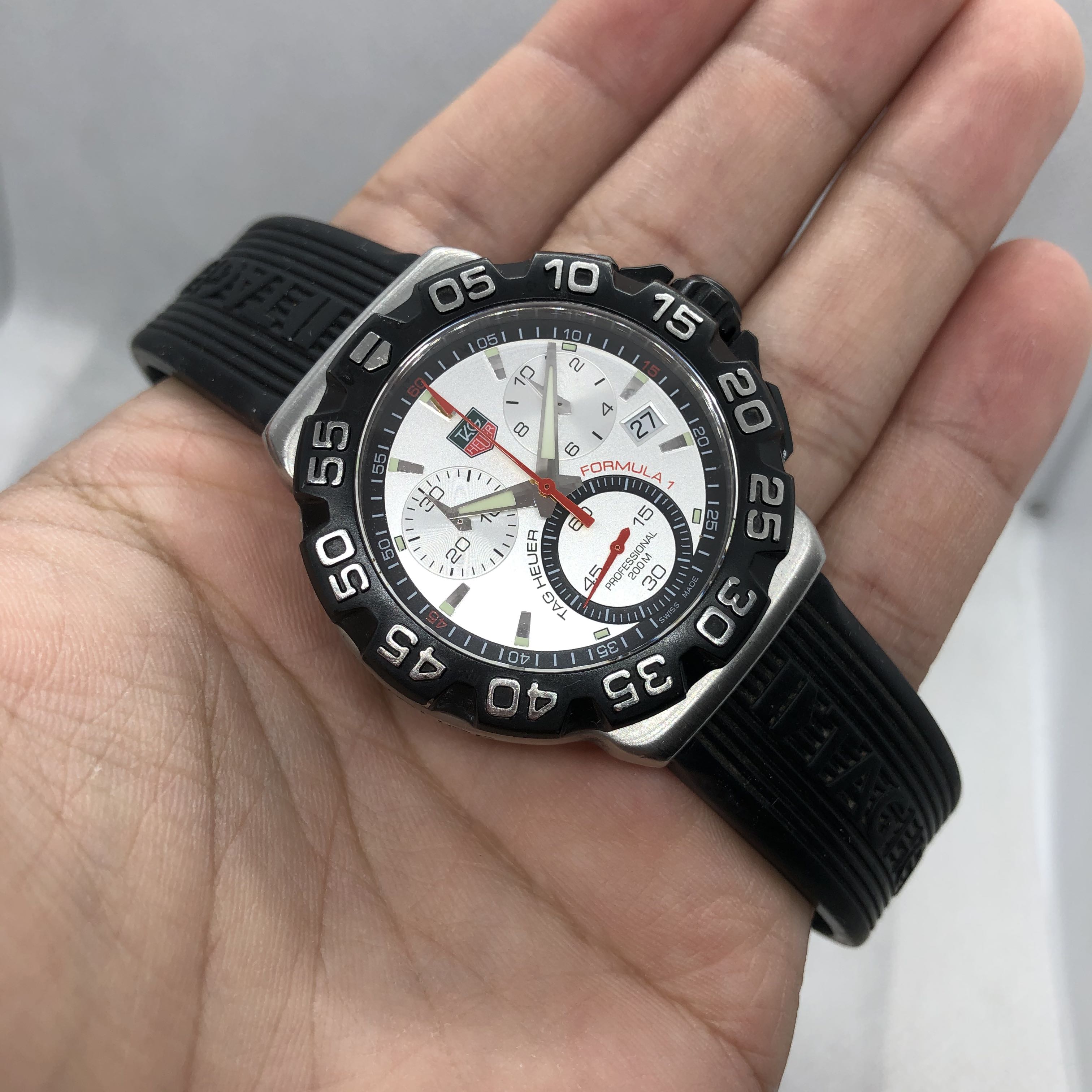 Cah1111 tag heuer top