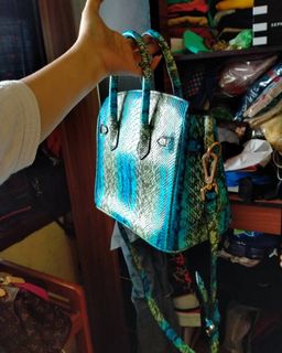 (Kategori: ) berada di . Dikirim oleh cha_acha (ID iklan 1038544873, Gambar 1). Deskripsi: .