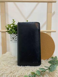 tumi clutch malaysia