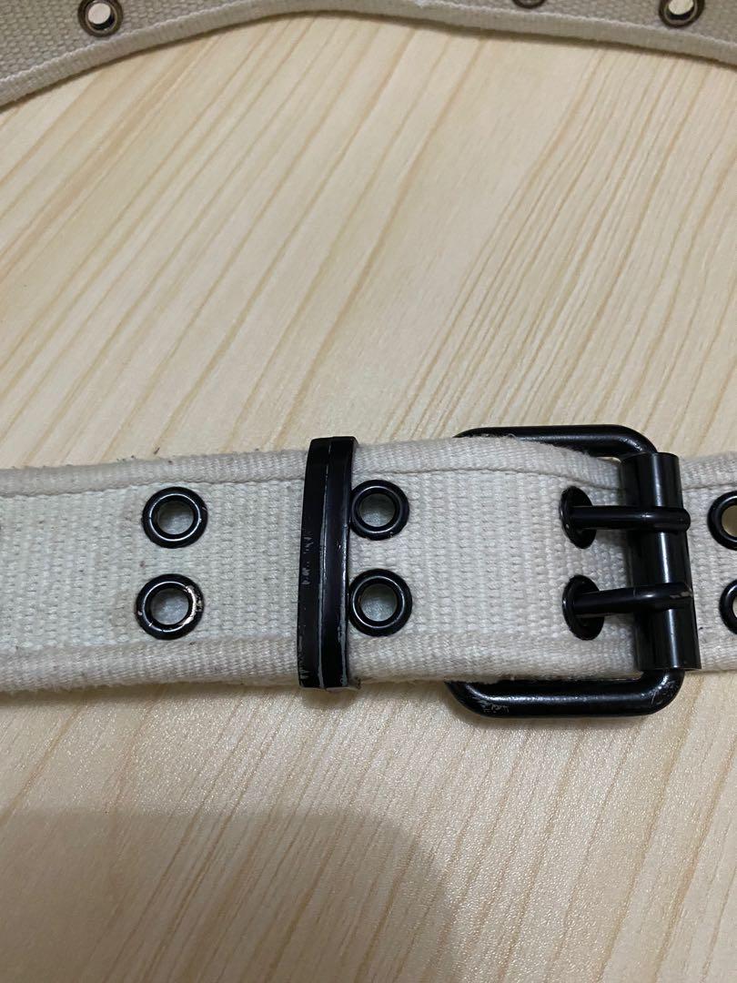 y2k belt (Category: Belts) located in Quezon City. Submitted by ecothriftmnl (Listing ID 1038581683, Image 2). Description: 🤍 y2k belt 🤍 color: cream 🤍 condition: 9/10 🤍 v thick material 🤍 message me for more pics.