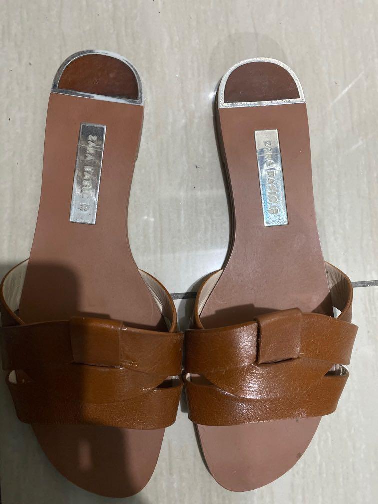 Zara Basic Flats (Category: Flats & Sandals) located in San Antonio. Submitted by citz0723 (Listing ID 1038649226, Image 2). Description: .