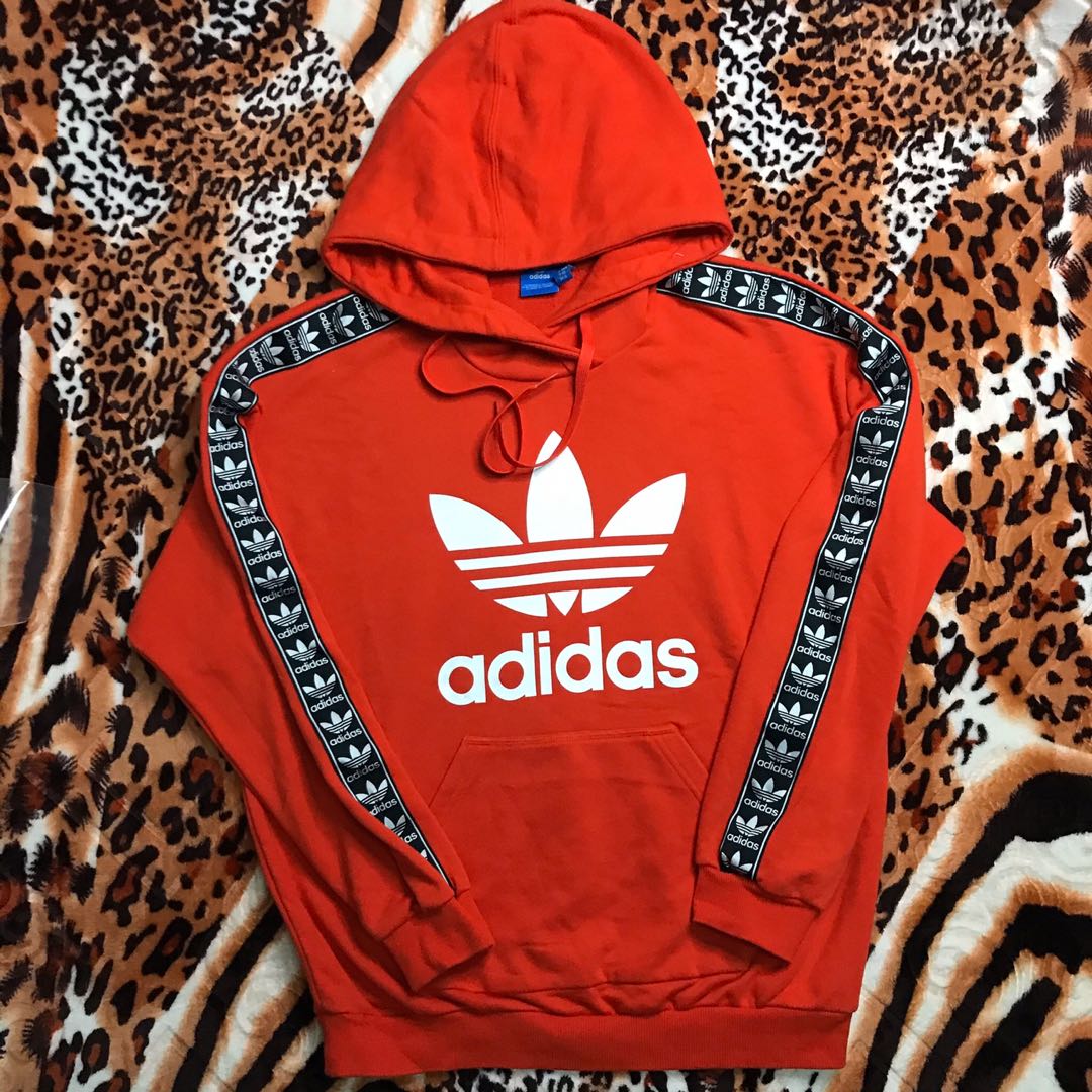 Adidas side outlet tape hoodie