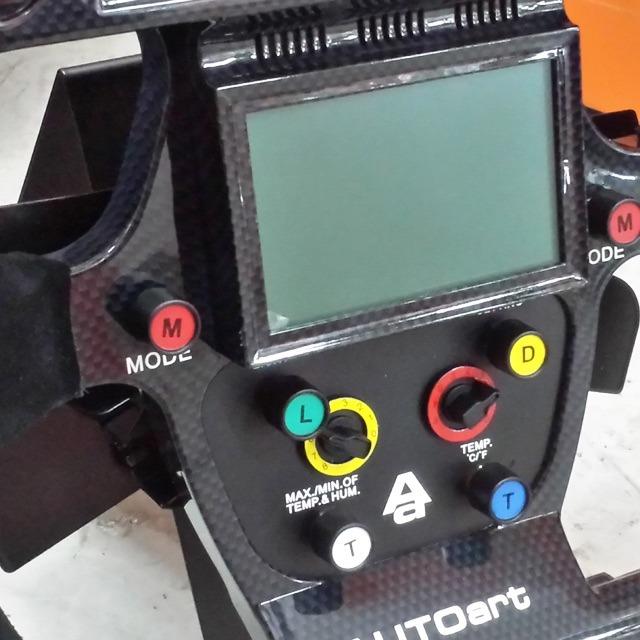 AUTOart F1 Steering LCD Clock, Toys & Collectibles, Figurines