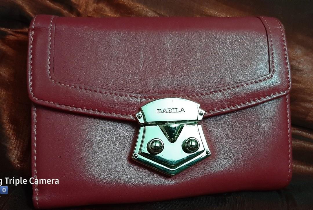 Babila bifold wallet Women s Fashion Bags Wallets Wallets Card holders on Carousell