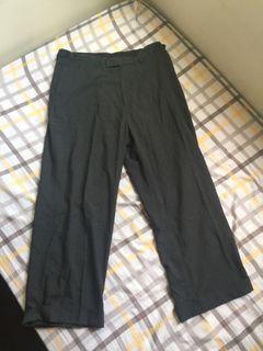 Beams plus 灰色長褲