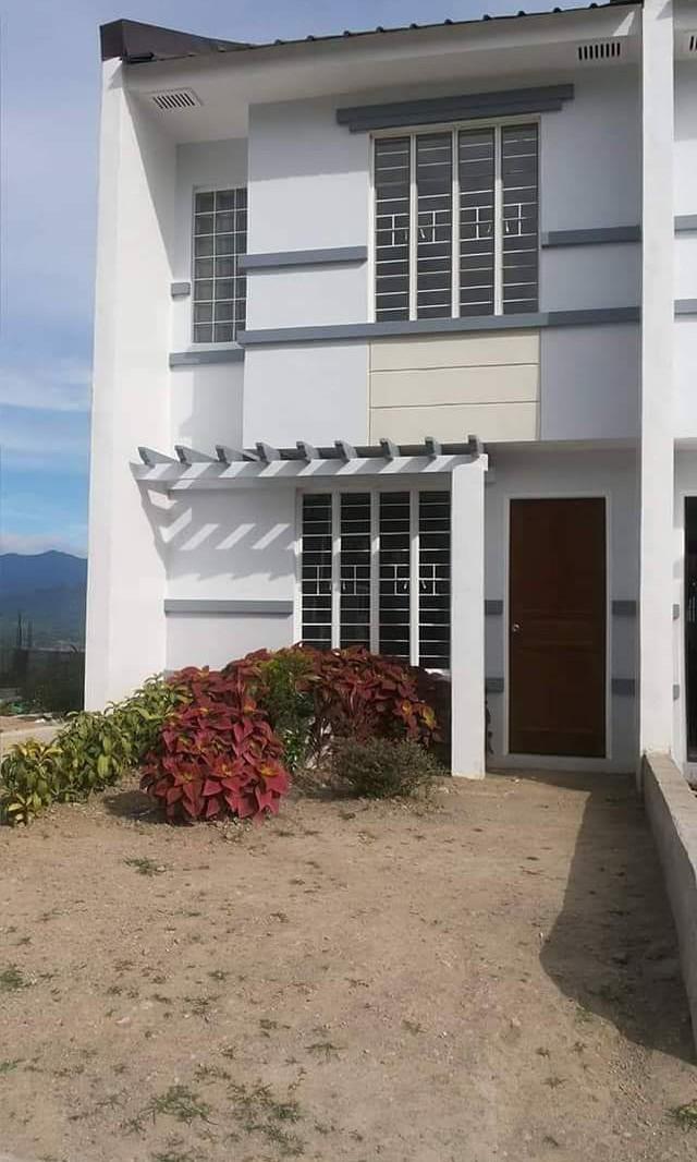 Big big promo habol na bahay at lupa 15k lang for reservation, Property,  For Sale, House & Lot on Carousell