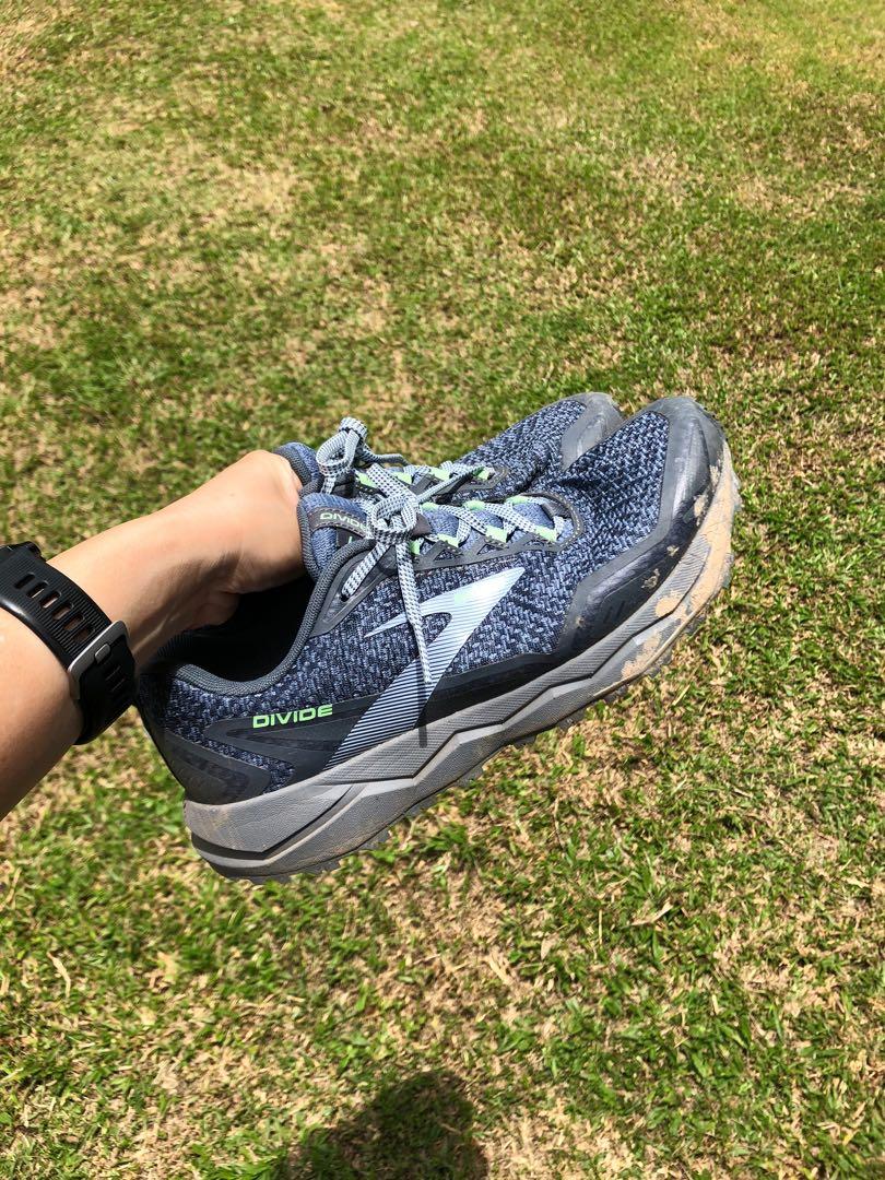 brooks divide womens