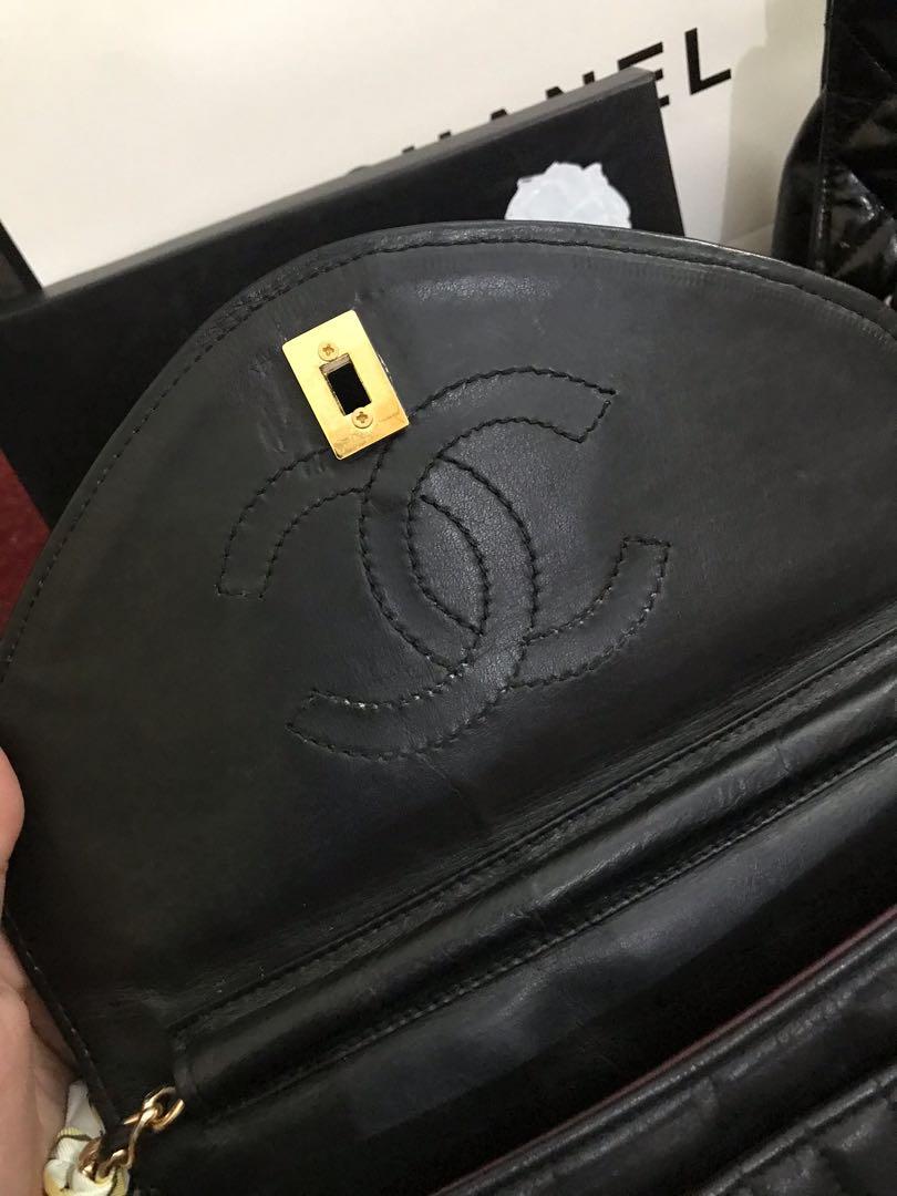 Chanel Handbag vintage eclair zip