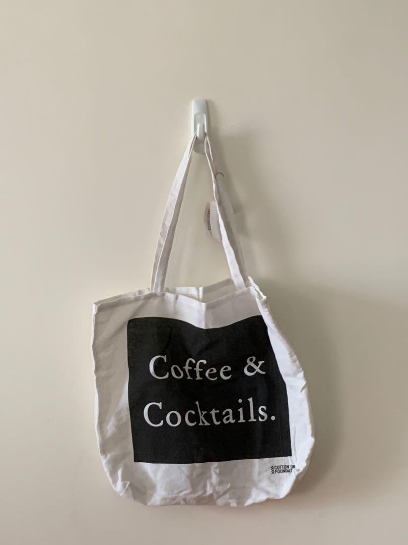 Cotton On Tote Bag, Women's Fashion, Bags & Wallets, Tote Bags on Carousell