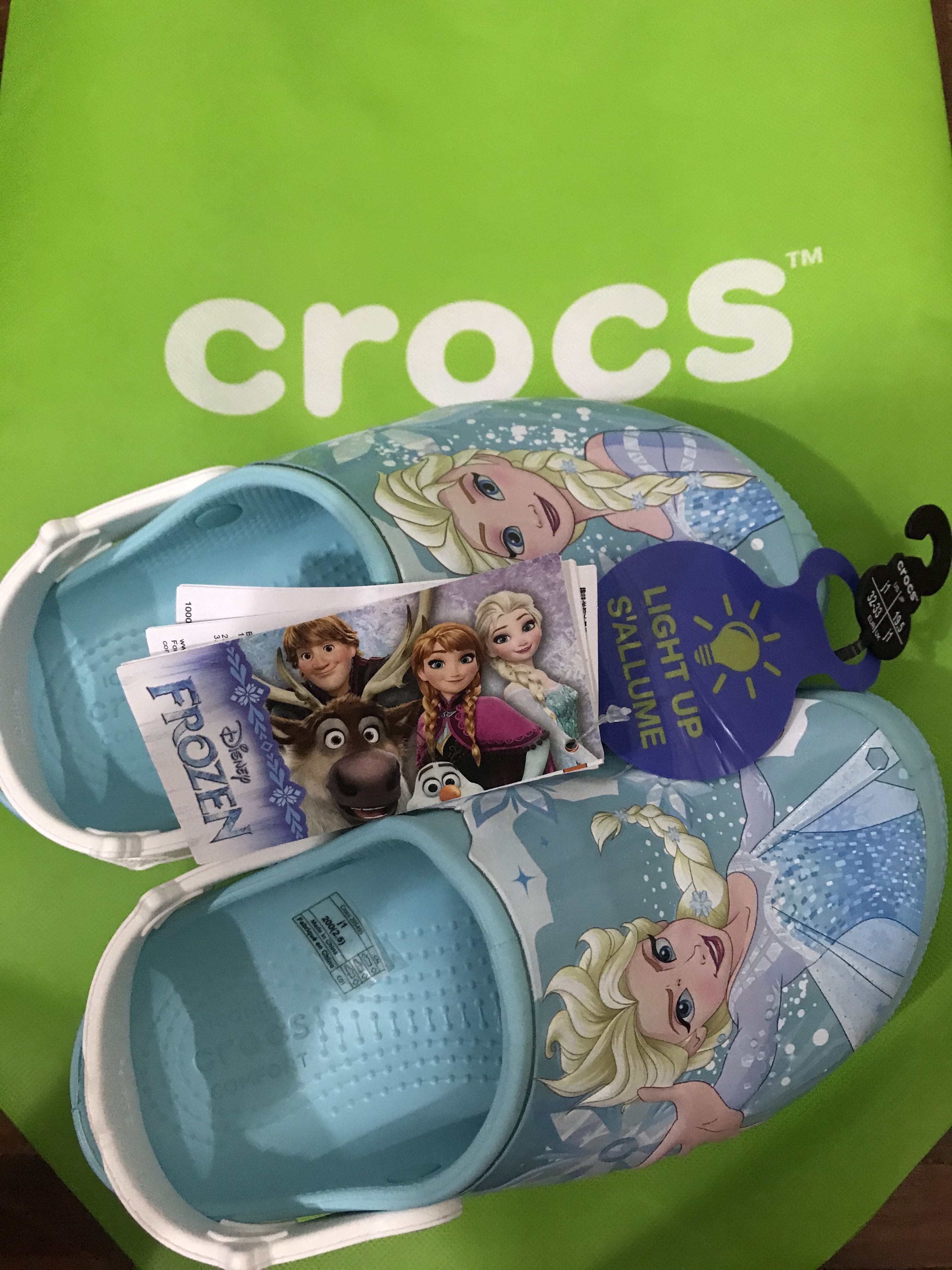Elsa light sales up crocs