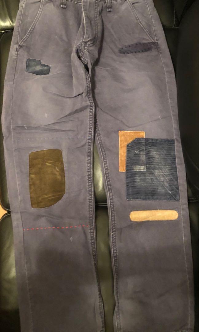 Fdmtl patch chino （分類：Chino褲）位於 Hong Kong。 由 ghydxhui 提交（商品編號 1033075949，圖片 3）。簡介： w28 pants only 從未穿着過 只是清洗過。