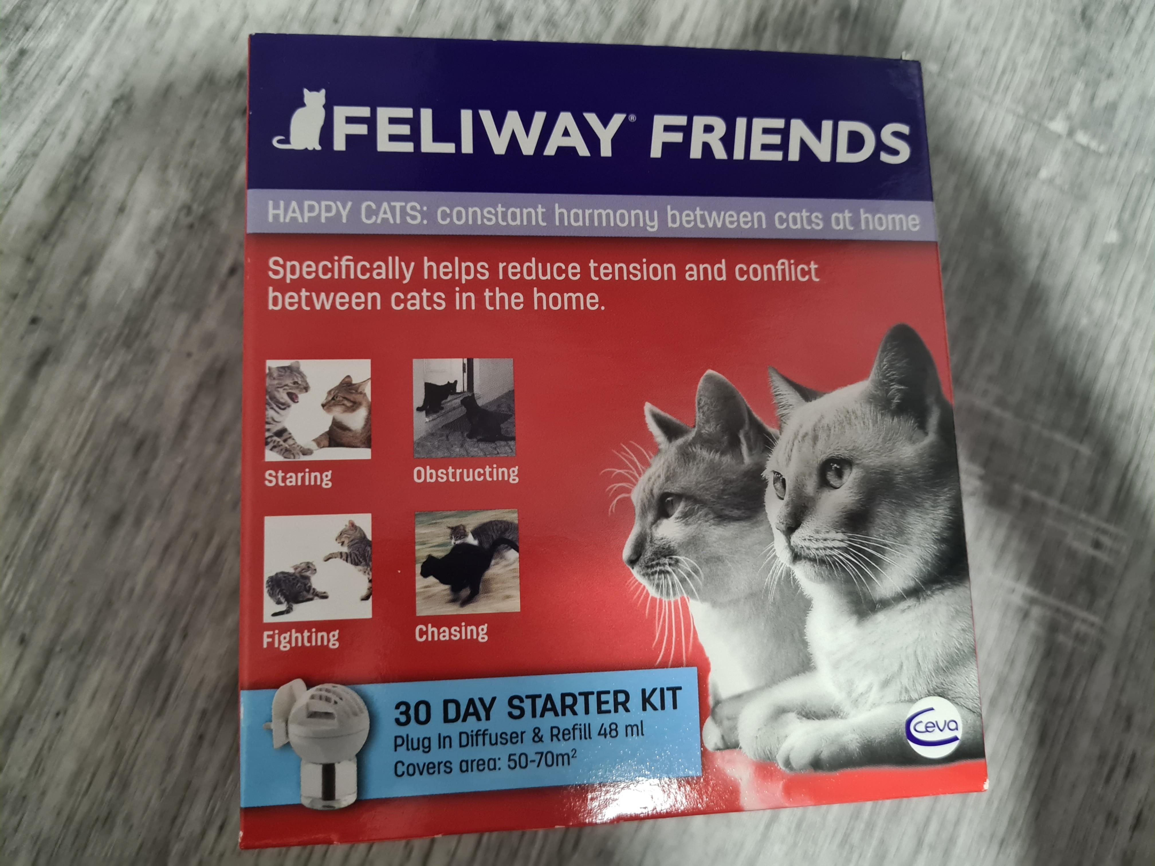 Feliway Friends (MultiCat) Diffuser Starter Kit For Cats, Pet Supplies,  Homes & Other Pet Accessories on Carousell