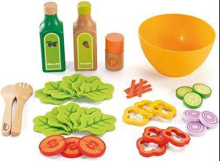 Hape wood & felt salad set