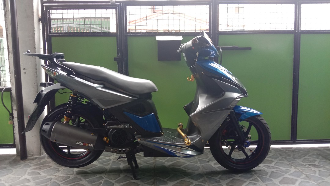 Kymco super 8 top sporty