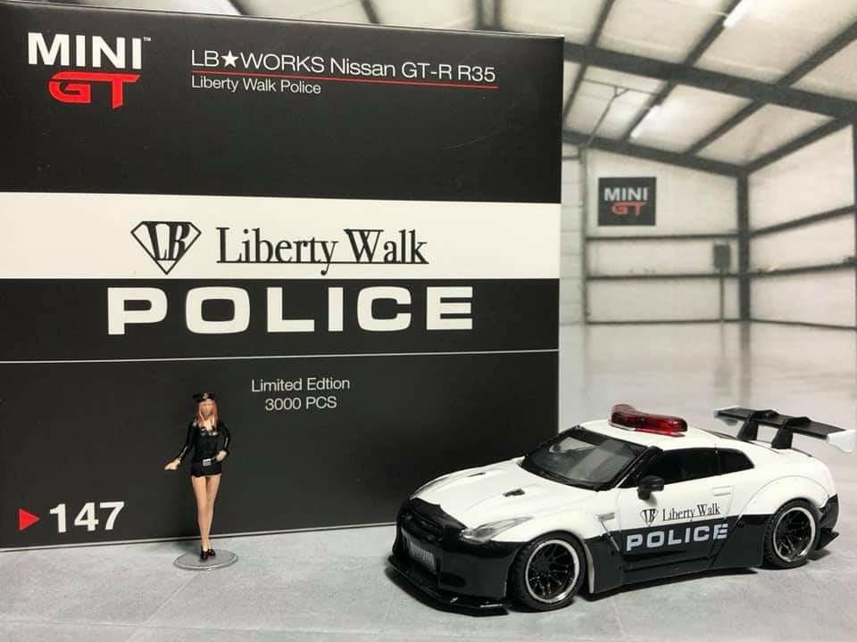 Mini Gt 1 64 Gt R Police Car With 2x Police Women Figures Toys Games Others On Carousell