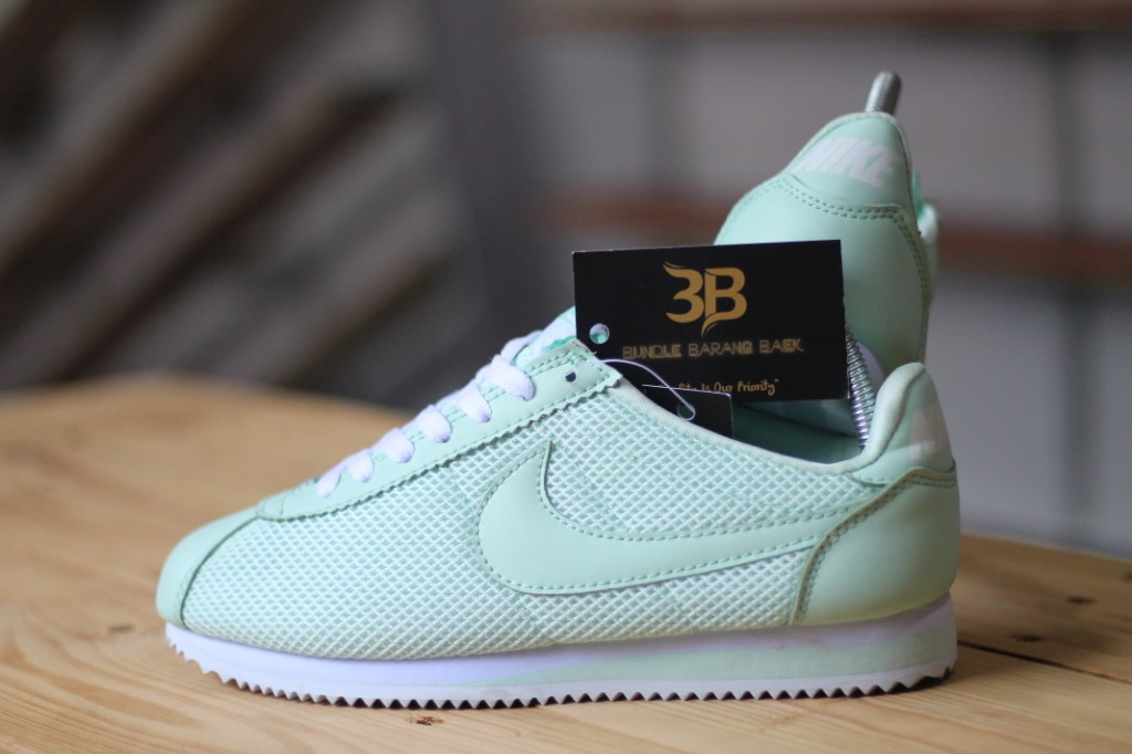 Nike cortez hotsell mint green