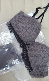 （分類：）位於 。 由 jotlchiu 提交（商品編號 1033101028，圖片 1）。簡介： 。