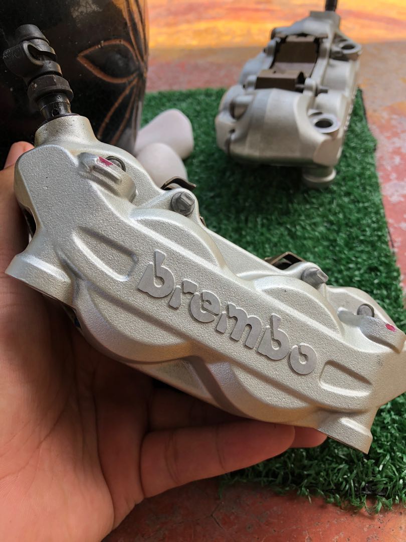 Brembo monster clearance