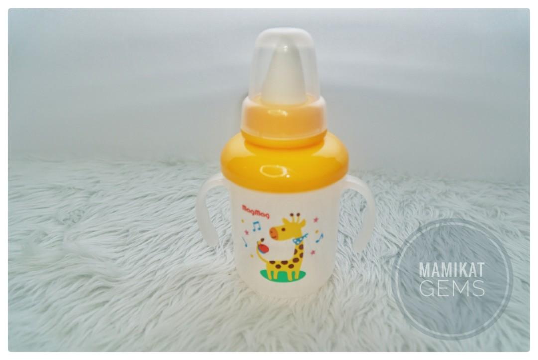 pigeon drinking bottle