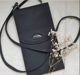 (Category: ) located in . Submitted by miko_shopsg (Listing ID 1033048175, Image 1). Description: .