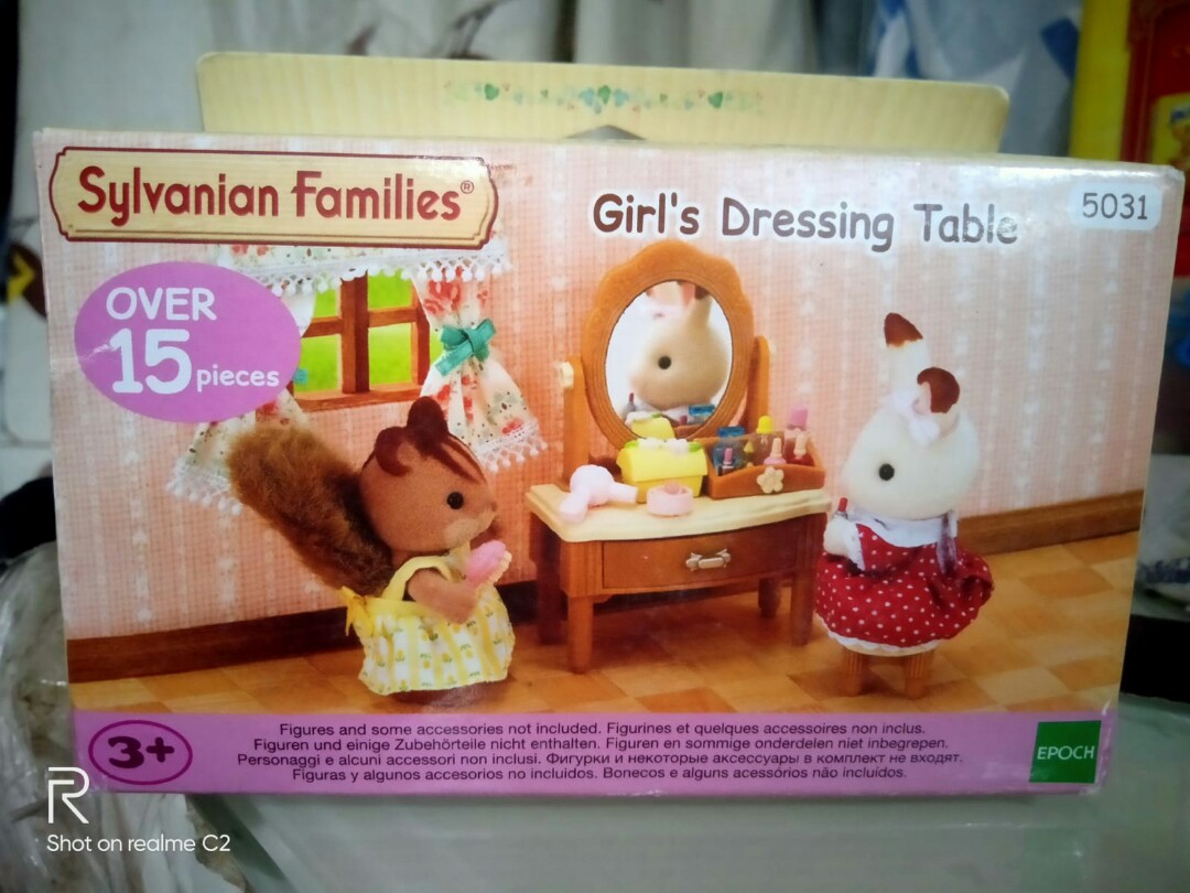 sylvanian dressing table