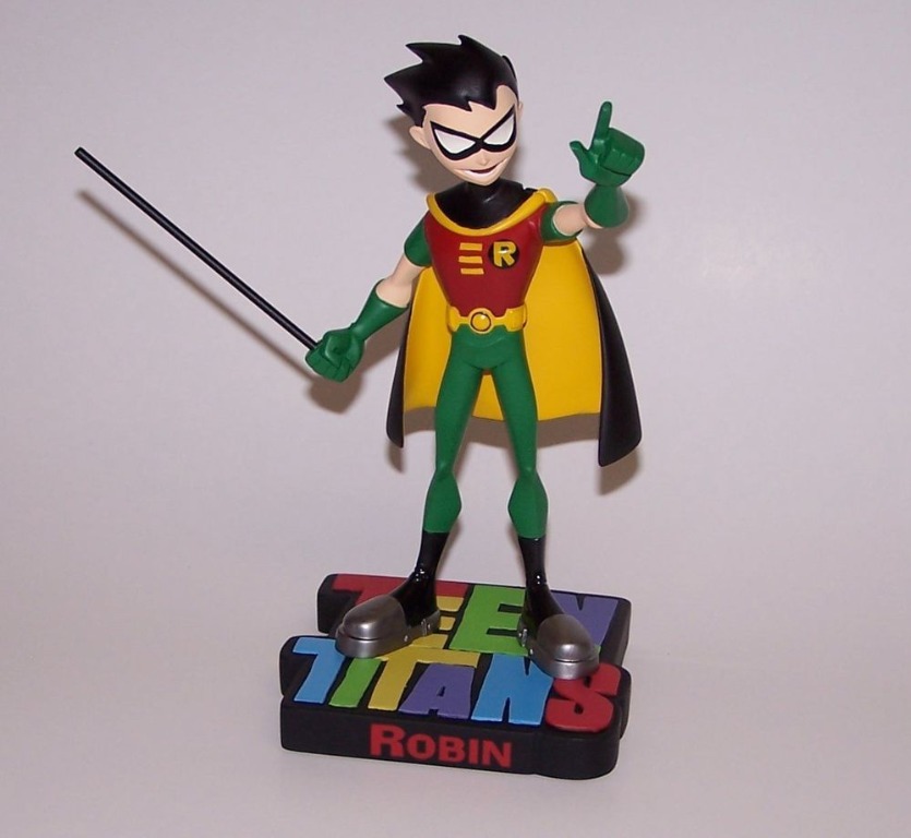 Teen titans Robin, Toys & Games, Bricks & Figurines on Carousell