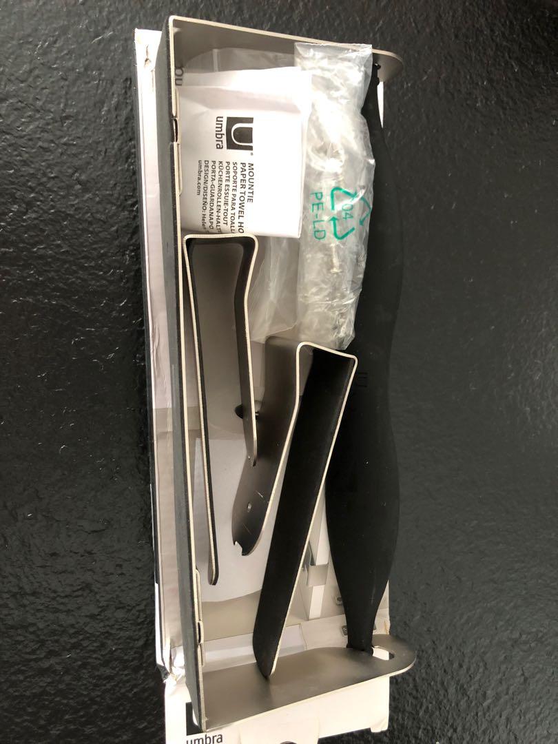 Umbra Mountie kitchen paper towel holder, Furniture & Home Living