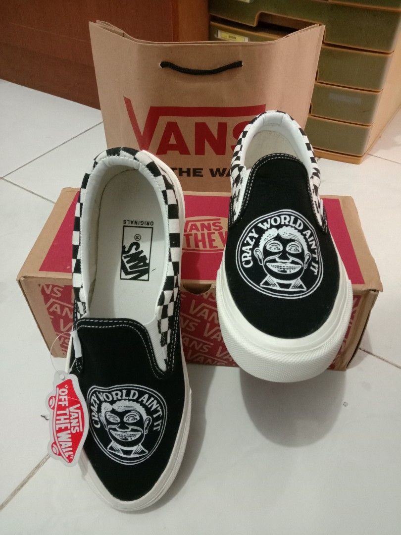 vans slip on crazy world