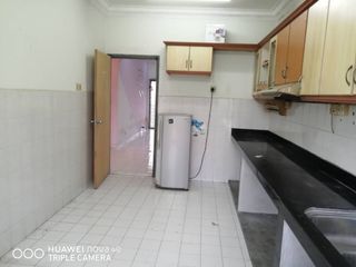 (Category: ) located in . Submitted by ikhkfb (Listing ID 1033090778, Image 1). Description: .