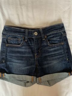 (Category: ) located in . Submitted by ashleighhtan (Listing ID 1033230942, Image 1). Description: .