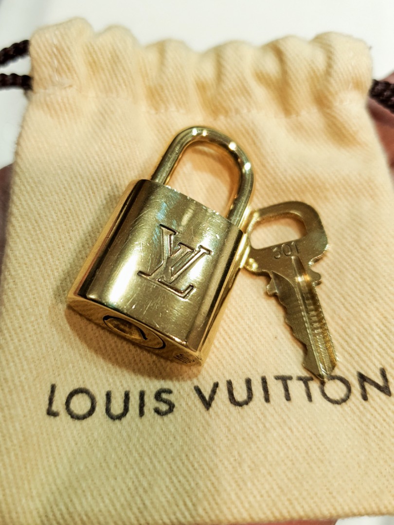 Authentic Louis Vuitton Padlock & key No.301, Luxury, Accessories