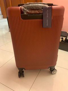 barry smith wanderlust luggage