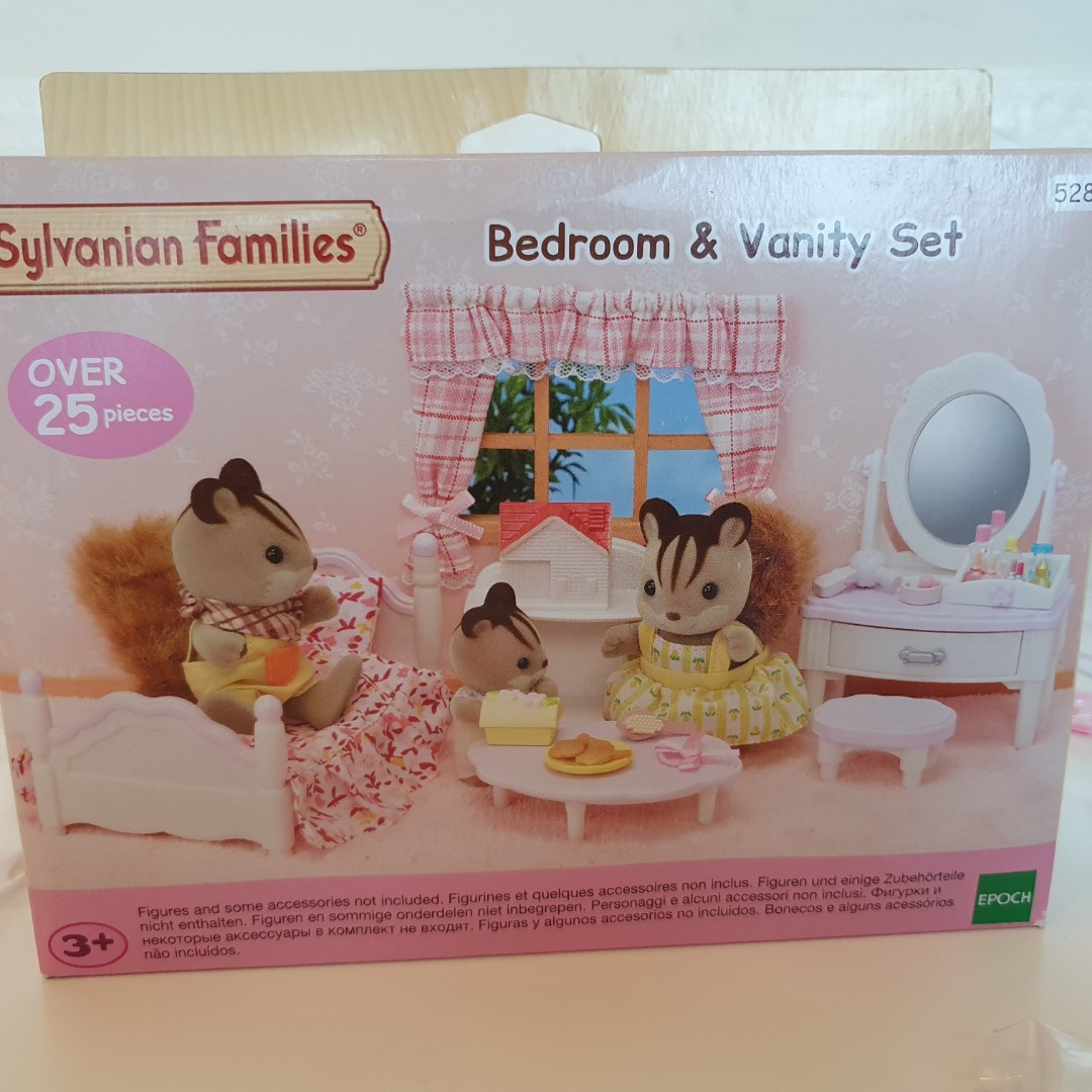 sylvanian families bedroom and vanity set