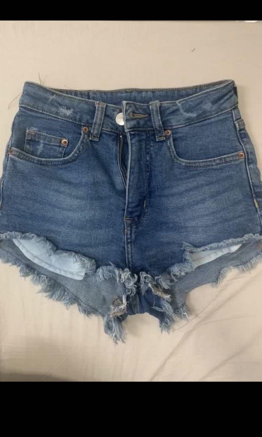 ripped jeans short