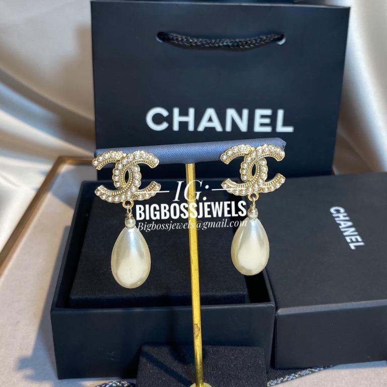 S925 Silver Needle Chanel Double C Diamond Pearl Stud Earrings - China  Jewelry and Fashion Jewelry price