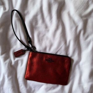 (Category: ) located in . Submitted by guilty.sweetpreloved (Listing ID 1033314682, Image 1). Description: .