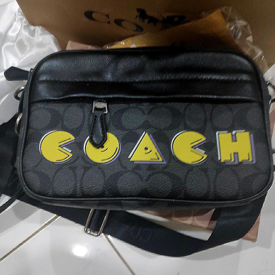 Coach Pacman Waistbag Beg Lelaki, Men's Fashion, Bags, Sling Bags on  Carousell