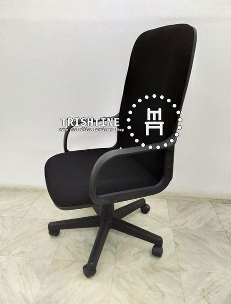 comfortable high-back office chair (Category: Chairs) located in Quezon City. Submitted by skyler-22 (Listing ID 1033184635, Image 1). Description: Free Delivery within Metro Manila We Offer All-In Package (Delivery & Installation ) With Warranty We'll Even Give You A Discount For Bulky Orders For inquiry and pricelist with complete details please call: Office Landline : (02) 7940-4374/7692-1235/7504-18-15 Mobile : 09977281536 / 09178908739 Email