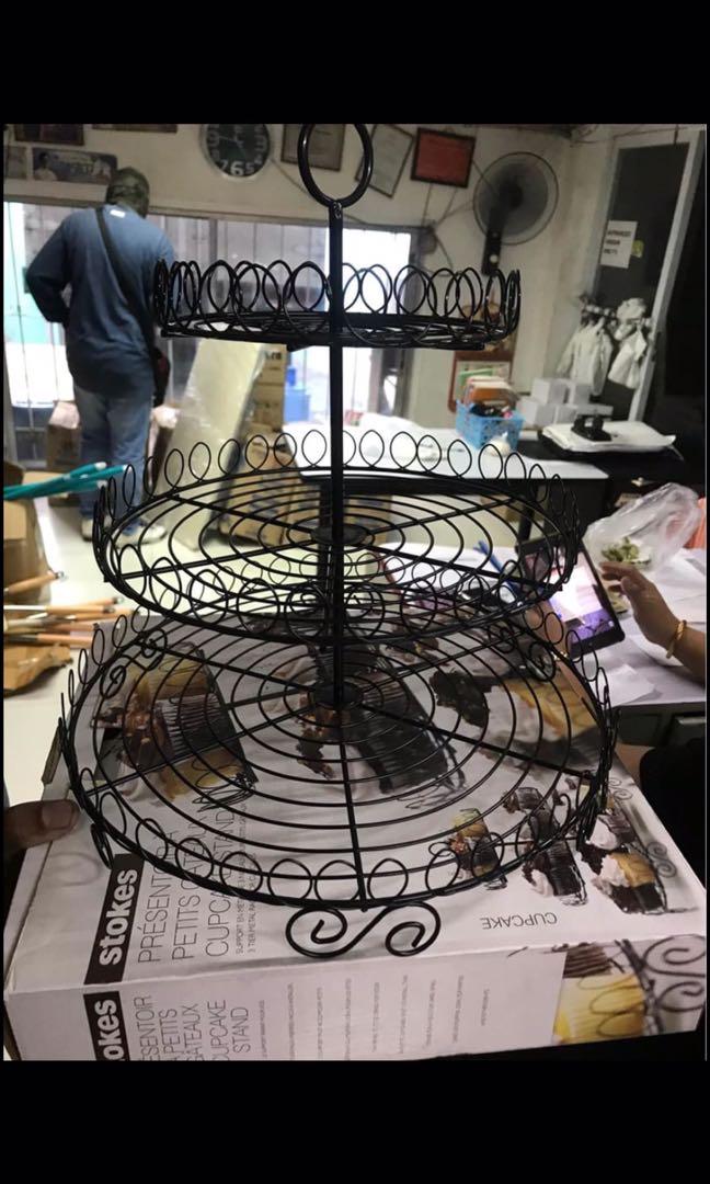 Cupcake Stand (Category: Bakeware) located in Pasay City. Submitted by jejuvan (Listing ID 1033177861, Image 1). Description: Cupcake Stand made of stainless Black- 15 to 24pcs cupcakes 600php Silver- 13pcs cupcakes 230php White- Muffin/Cupcake Single PC 120php .