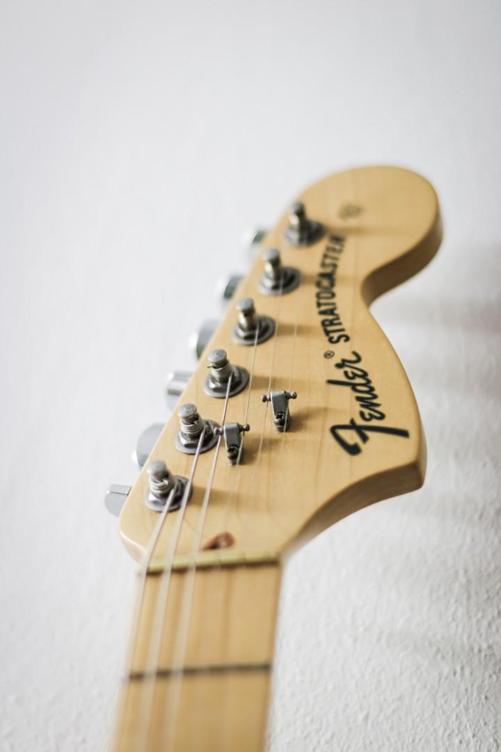 Gibson Epiphone Electric Guitar - Fender American Special Stratocaster Mia Electric Guitar Big Headstock Jumbo Frets Negotiable Gibson Epiphone Prs Schecter Ibanez Music Media Music Instruments On Carousell