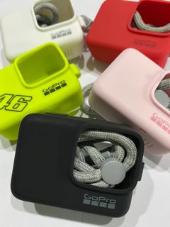 (Category: ) located in . Submitted by FOMOstore (Listing ID 1033220792, Image 1). Description: .