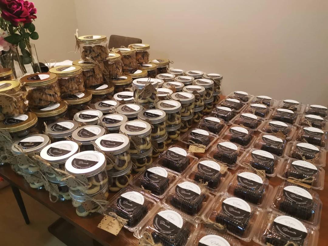 Halal Door Gifts (Berkats), Food & Drinks, Gift Baskets & Hampers on