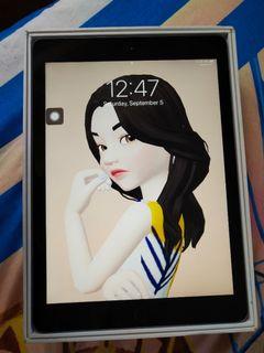 Ipad 6th Gen - 32 gb wifi